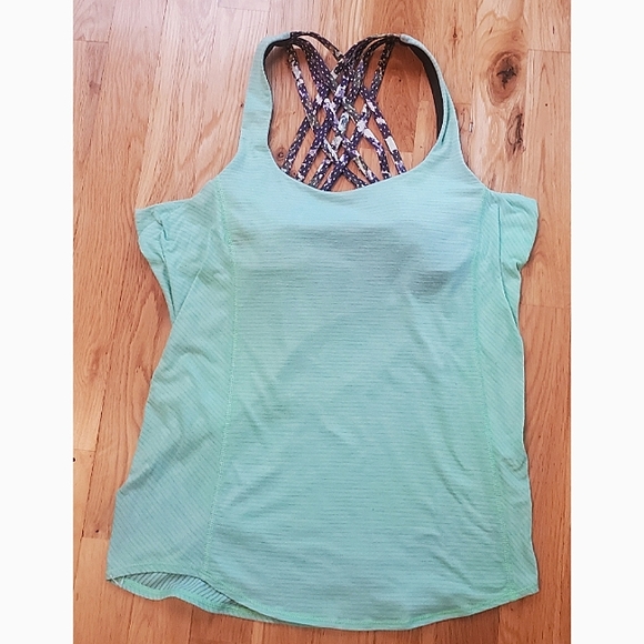 Lululemon Wild TankHeathered Pistachio / Floral Sport White Multi Size 2 - Picture 10 of 11